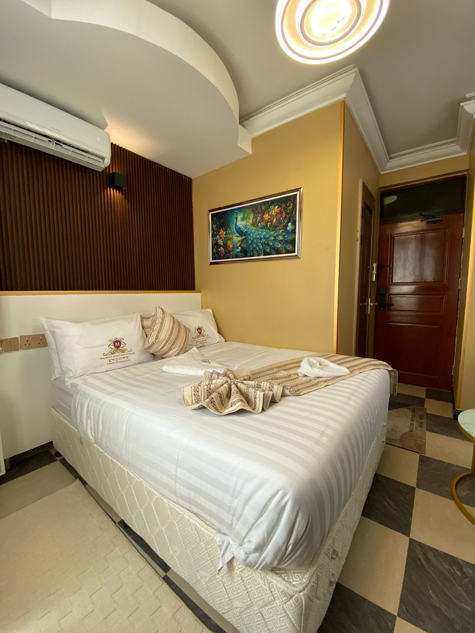 Luxury Rooms and Comfortable Beds